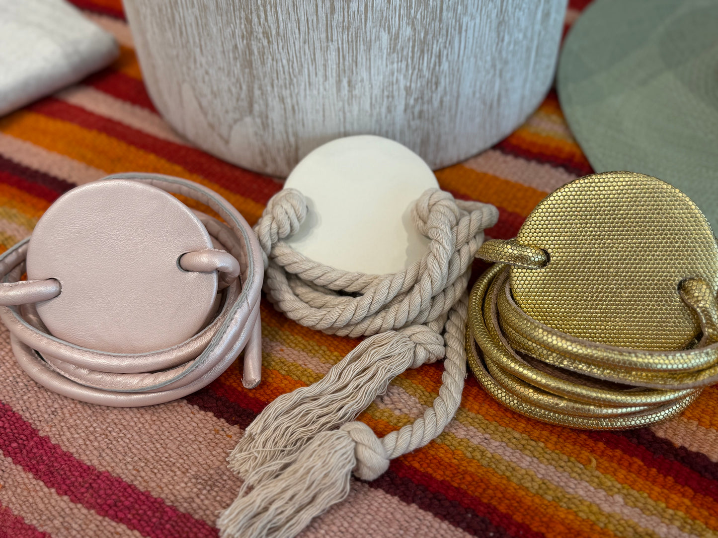 FULL MOON LEATHER LASSO