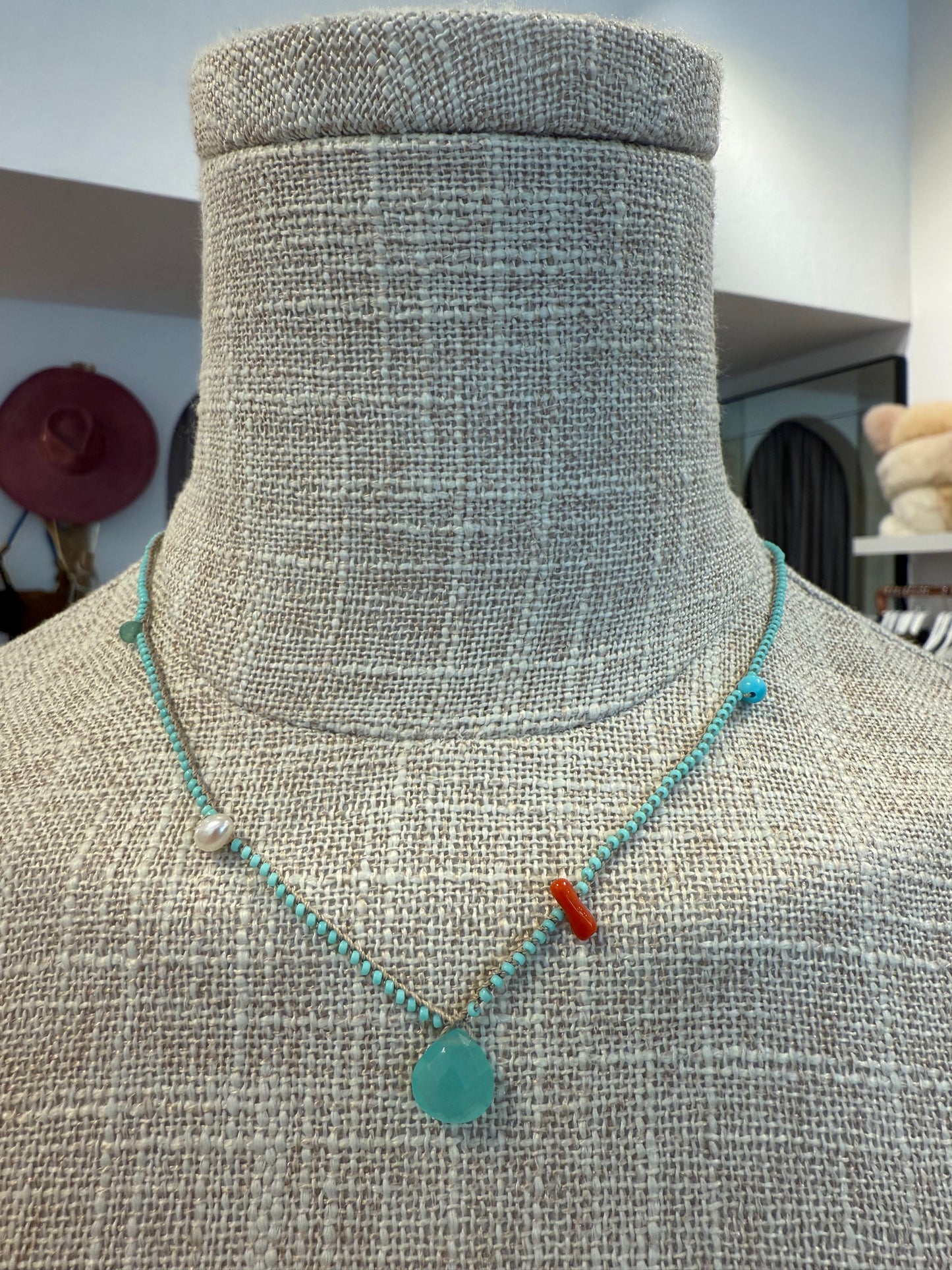 CHALCEDONY DROP NECKLACE