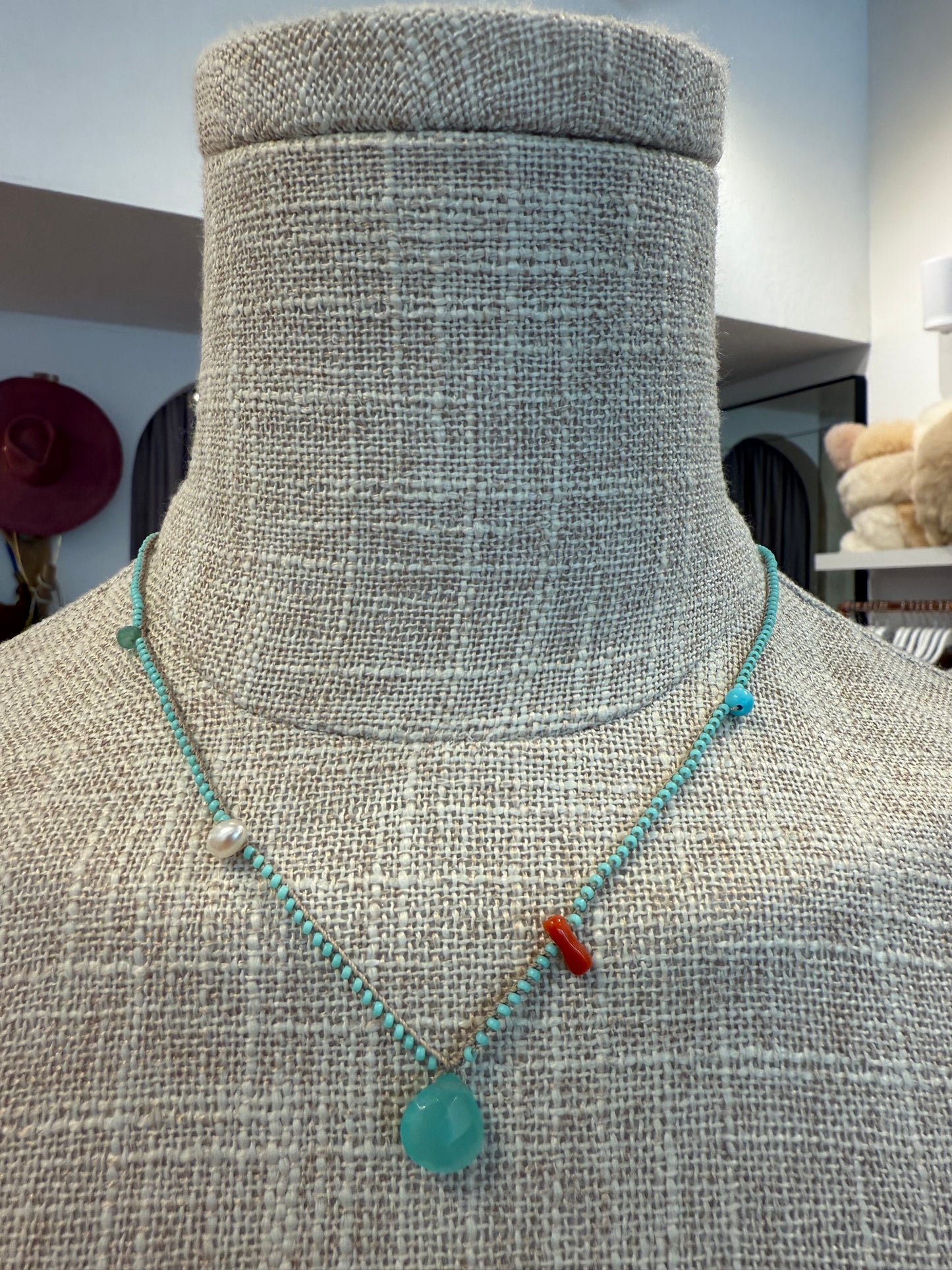 CHALCEDONY DROP NECKLACE