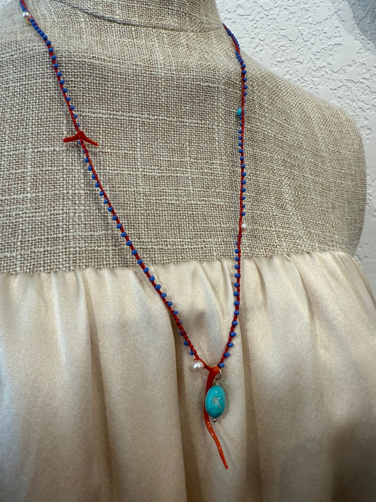 CATALINA ROSARIO LONG NECKLACE