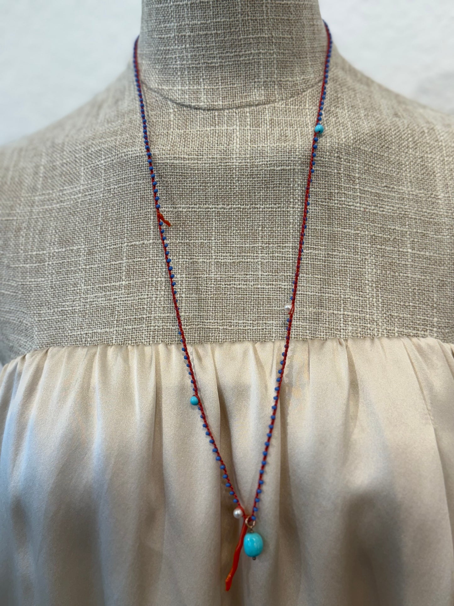 CATALINA ROSARIO LONG NECKLACE
