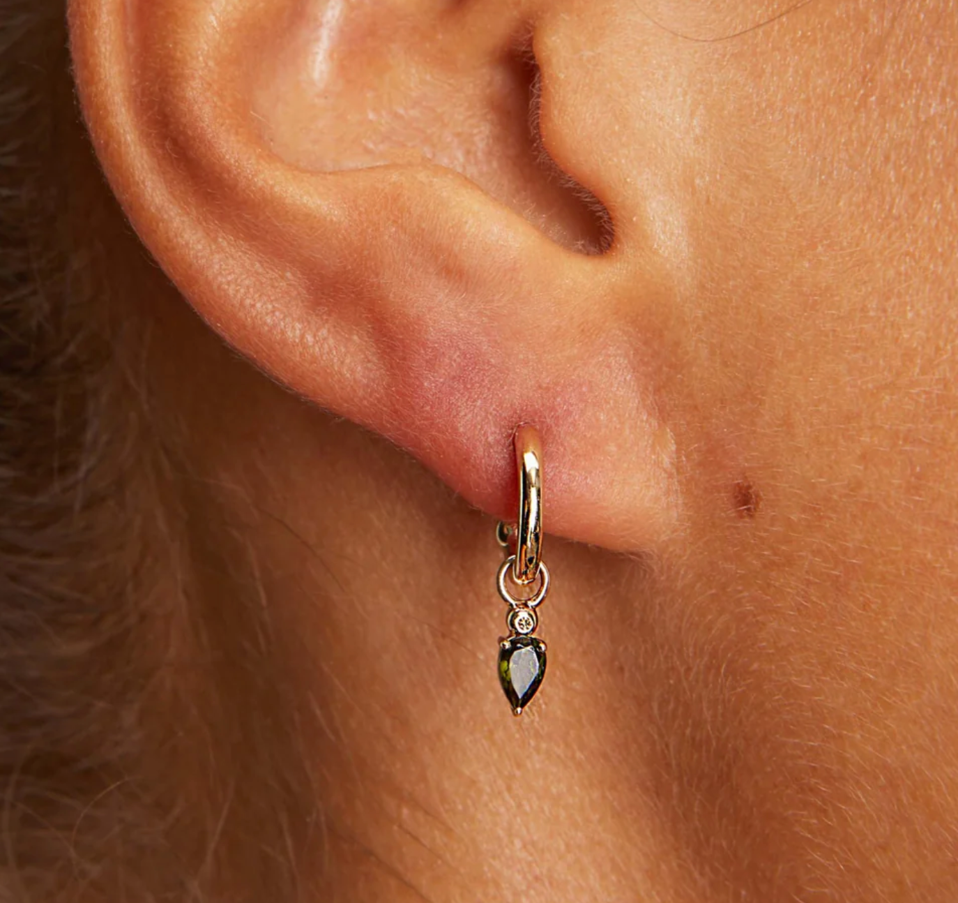 DROPLET CHARM WITH GREEN TOURMALINE