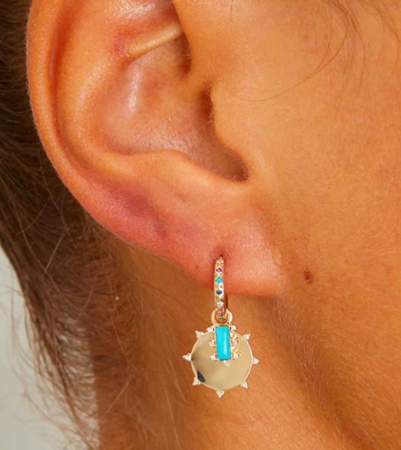 DIAMOND SUNBEAM MEDALLION CHARM