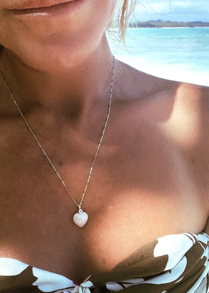 ANGEL SKIN CORAL & DIAMOND NECKLACE