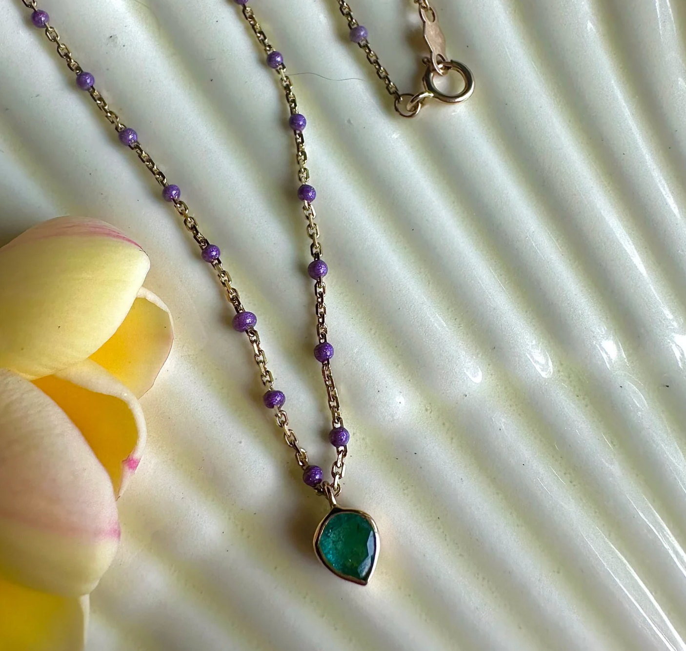 EMERALD SEADROP NECKLACE