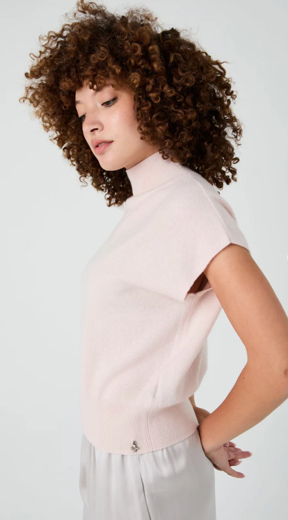 ANNE CAP SLEEVE CASHMERE TOP