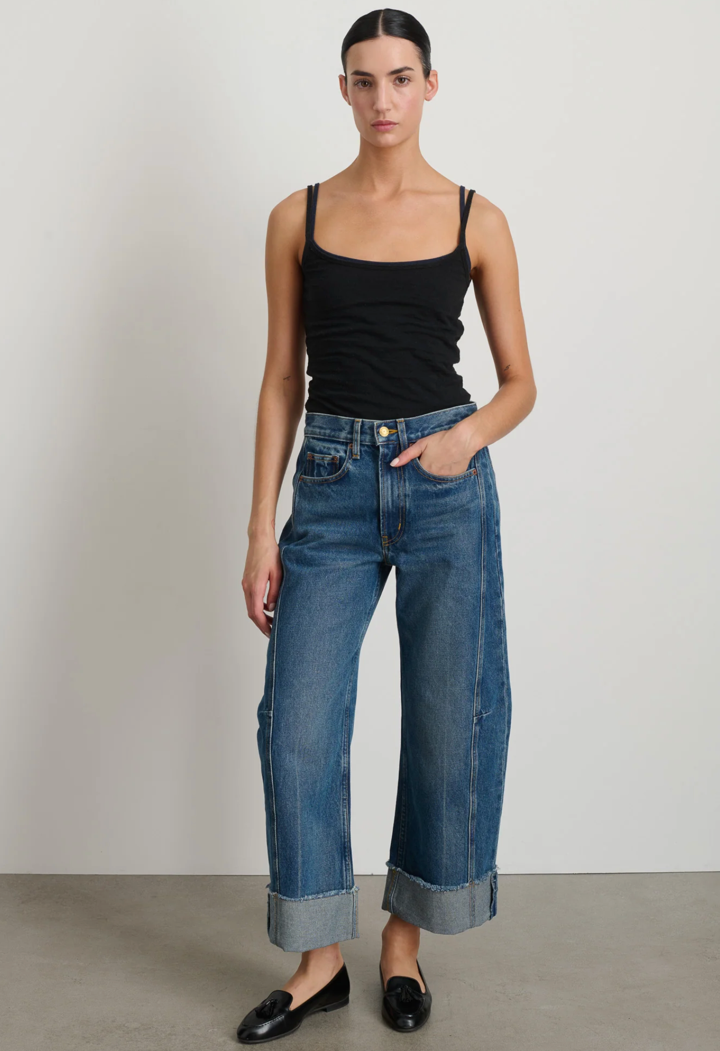 RELAXED CUFF LASSO JEAN