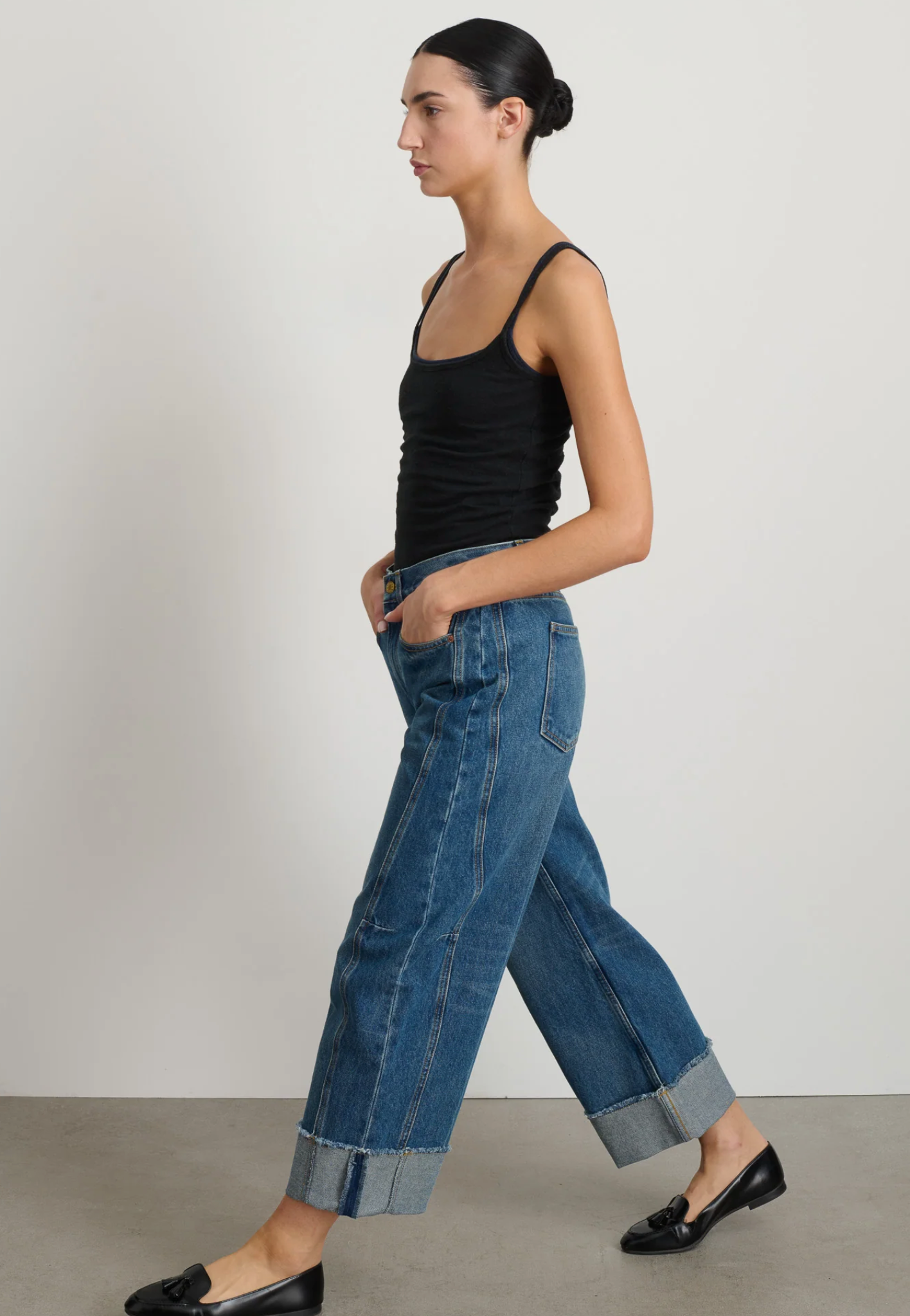 RELAXED CUFF LASSO JEAN