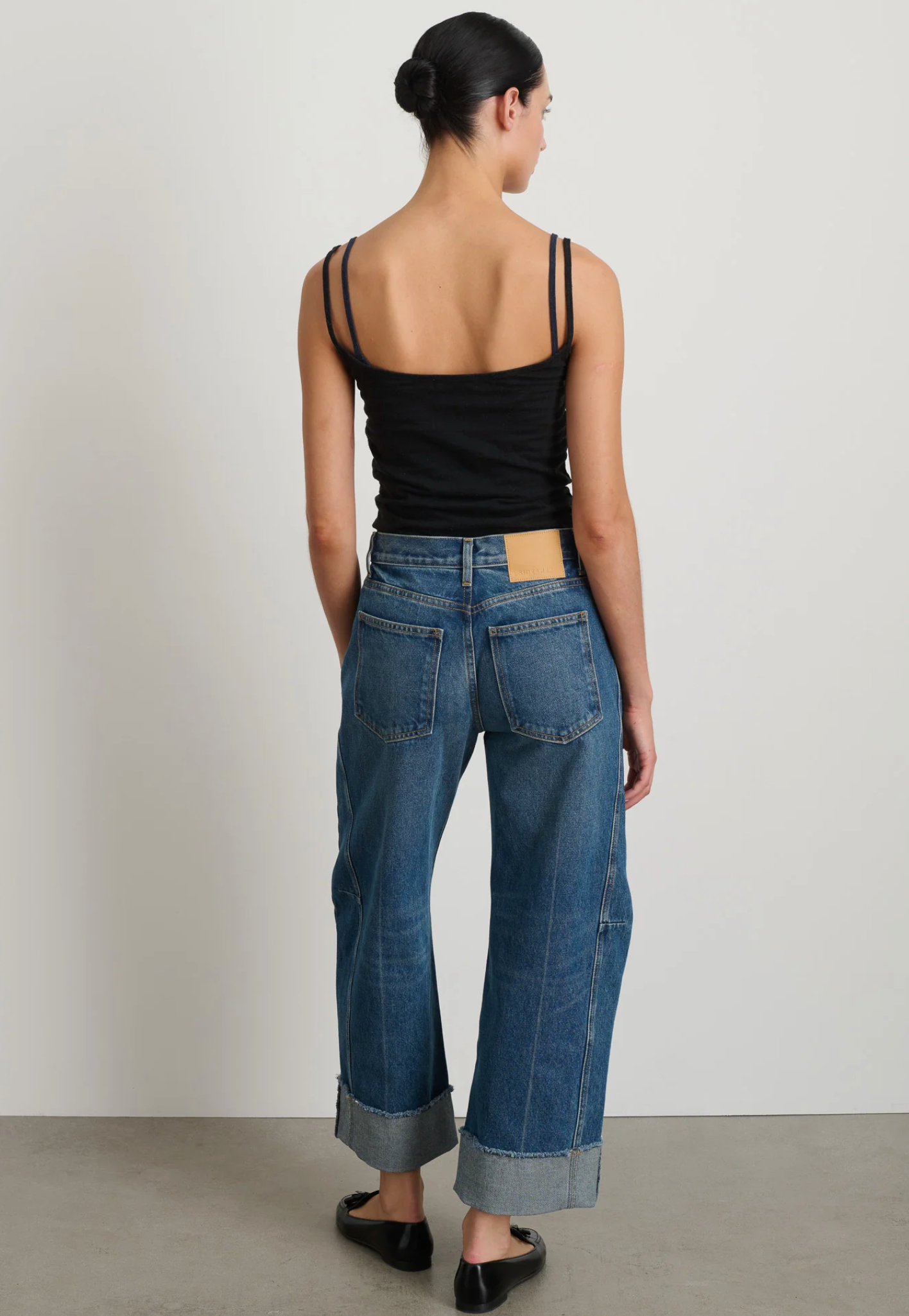 RELAXED CUFF LASSO JEAN