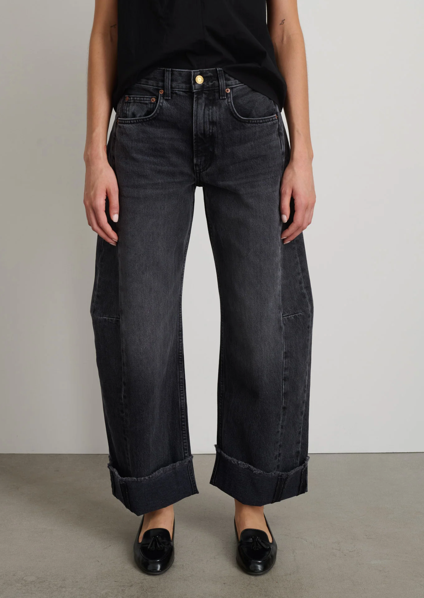 RELAXED CUFF LASSO JEAN