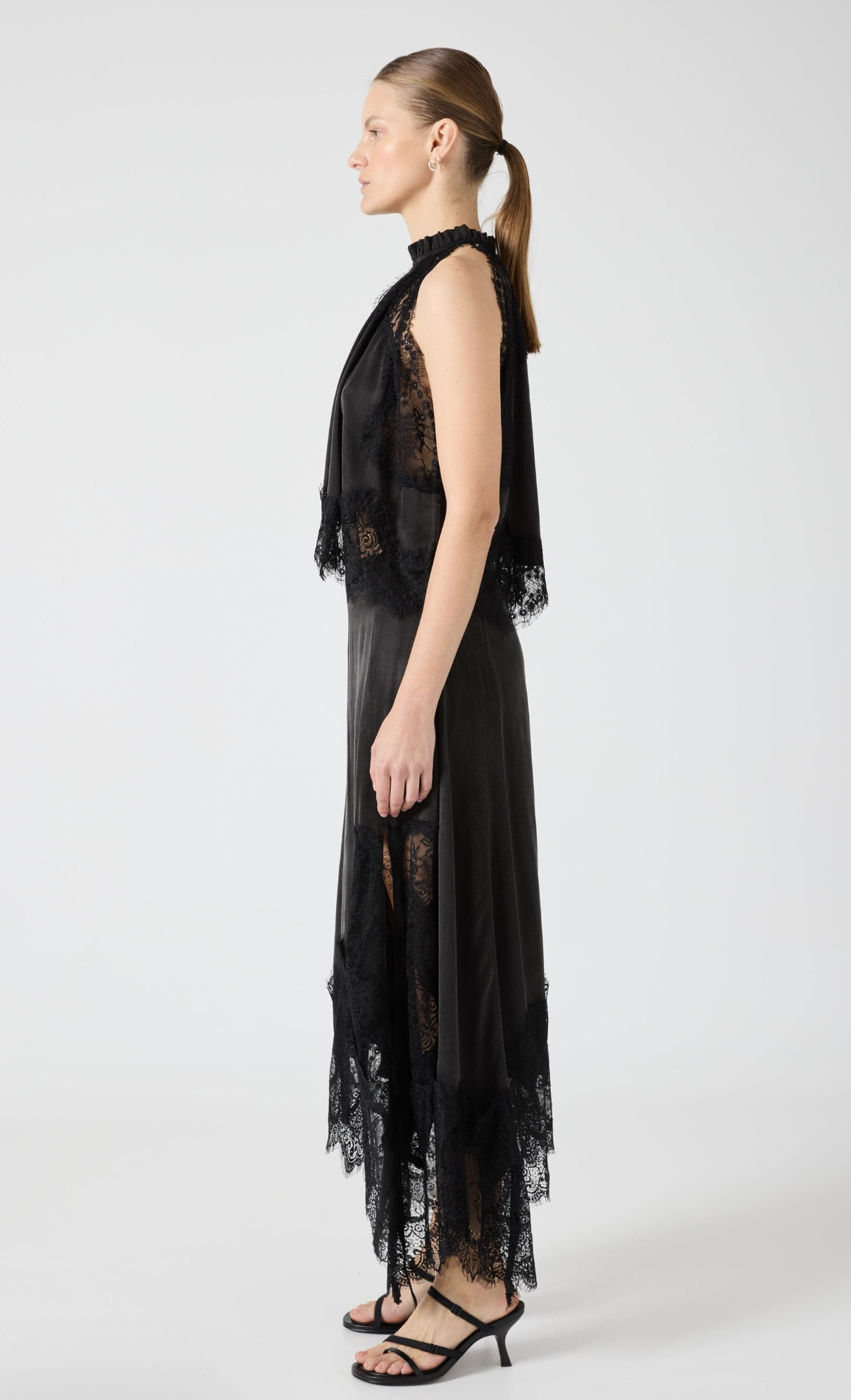 VISIONS LACE HANKERCHIEF SKIRT