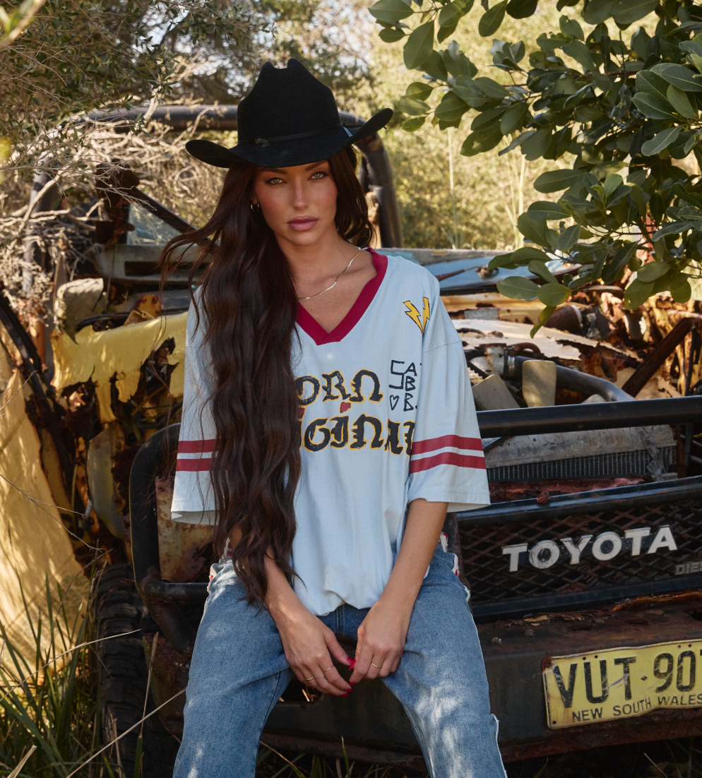 VERY OVERSIZED BORN ORIGINAL TEE