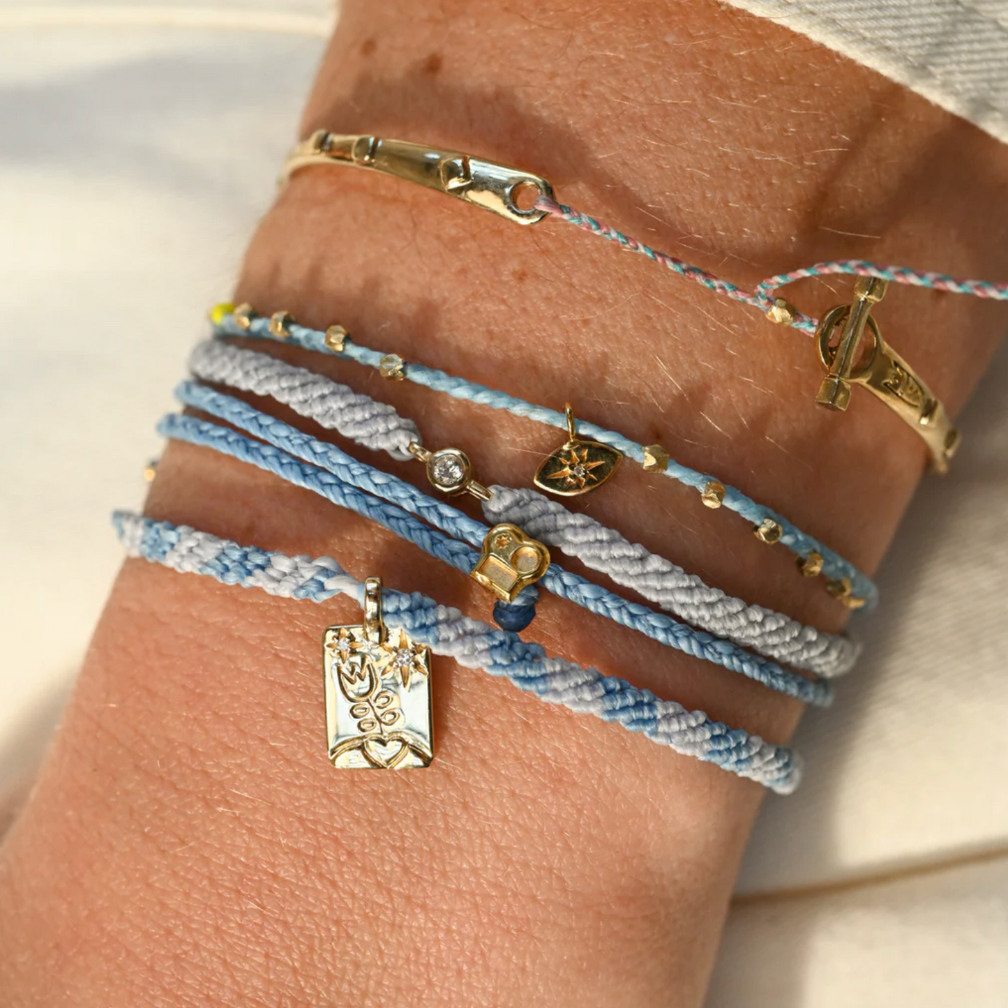 DIAMOND EYE CHARM BRACELET