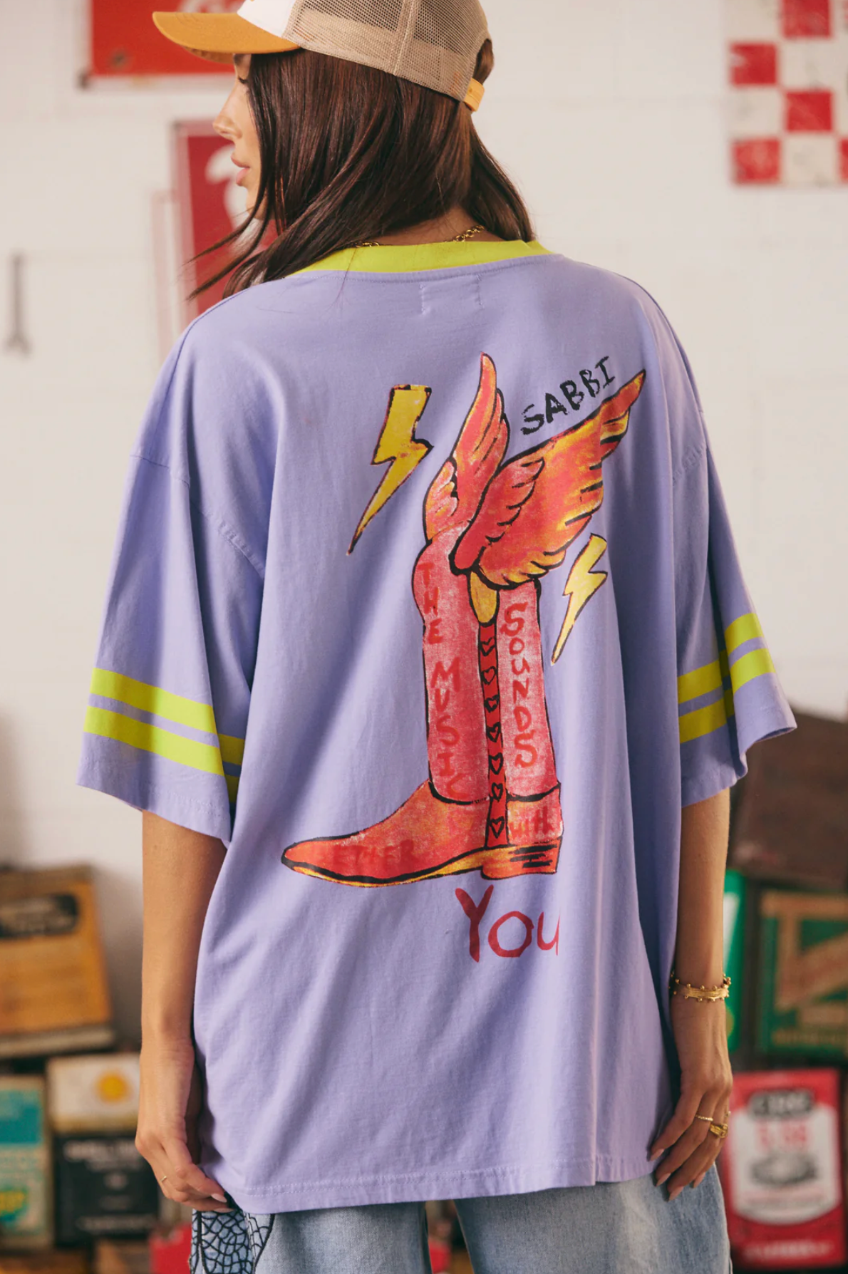 VERY OVERSIZED BORN ORIGINAL TEE