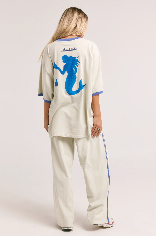 VERY OVERSIZED DRUNKEN MERMAID TEE