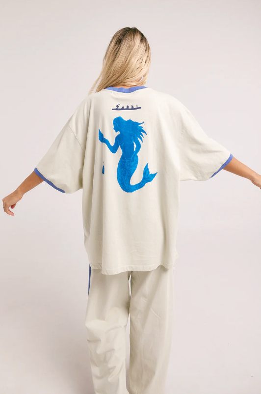 VERY OVERSIZED DRUNKEN MERMAID TEE