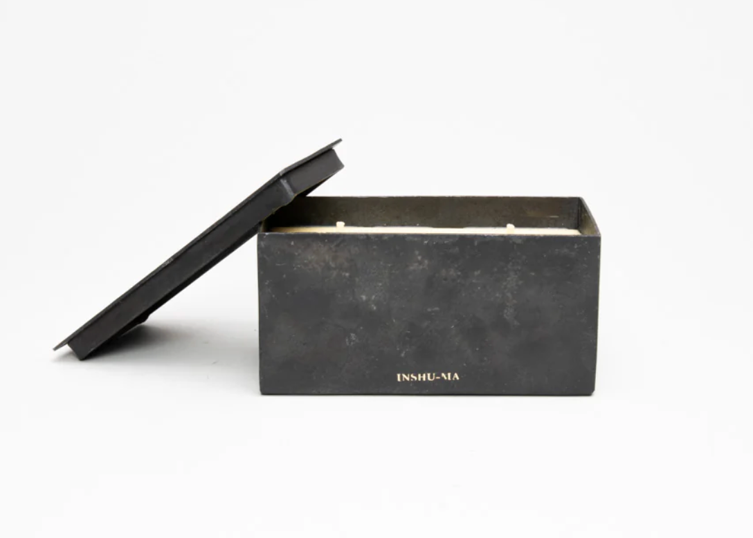 BLACK BLOCK HORIZONTAL CANDLE