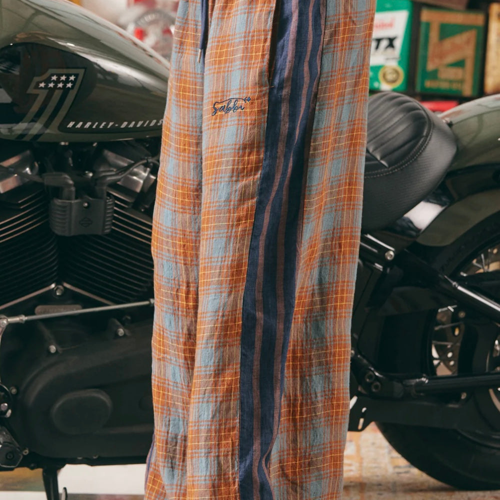 
                  
                    THE MEXICOLA CHECK PANT
                  
                
