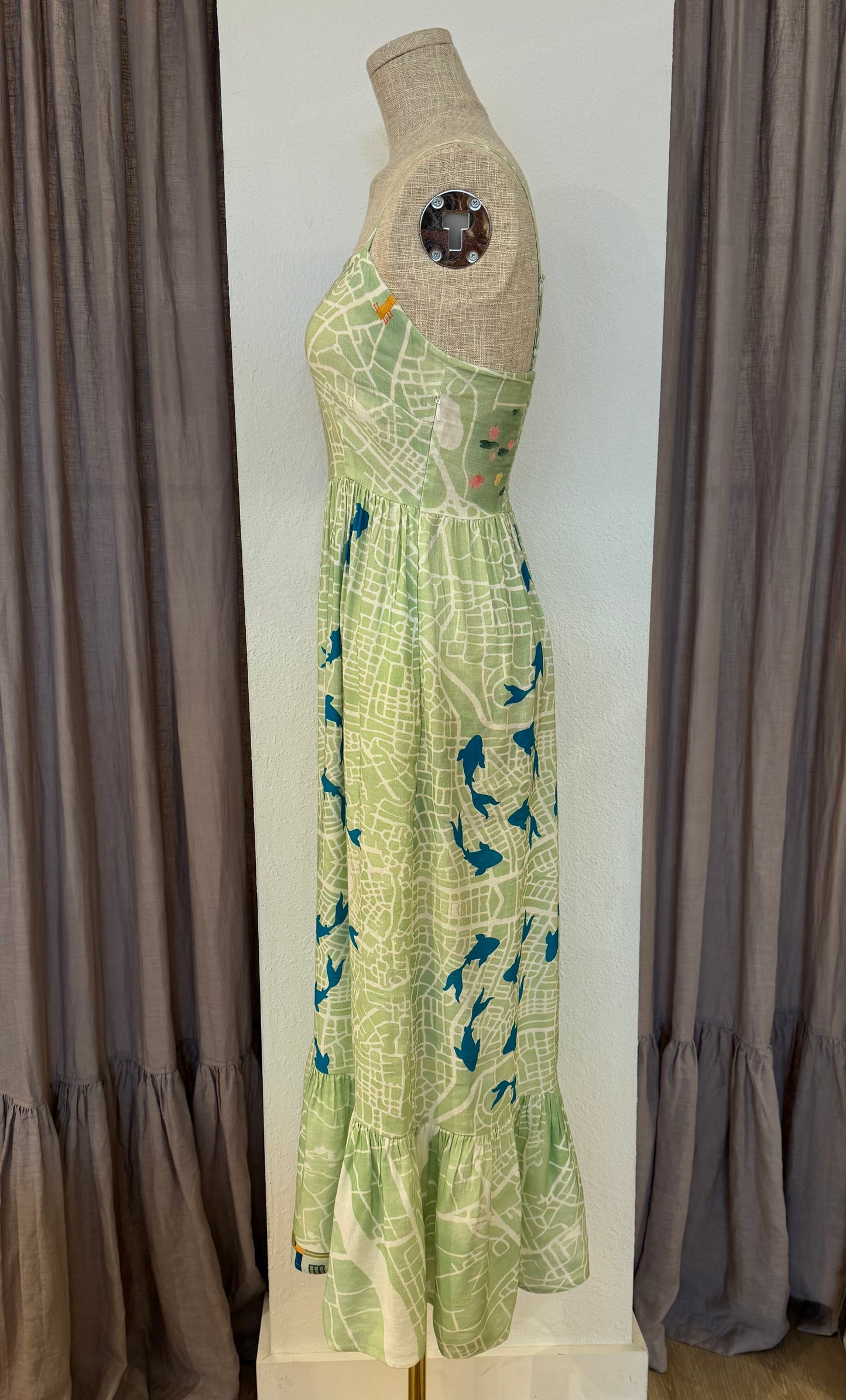 PICNIC SANDS DRESS