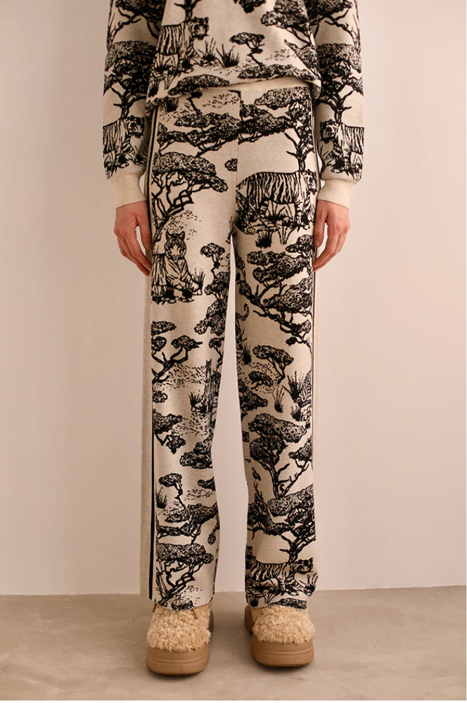 
                  
                    SAFARI PANT
                  
                