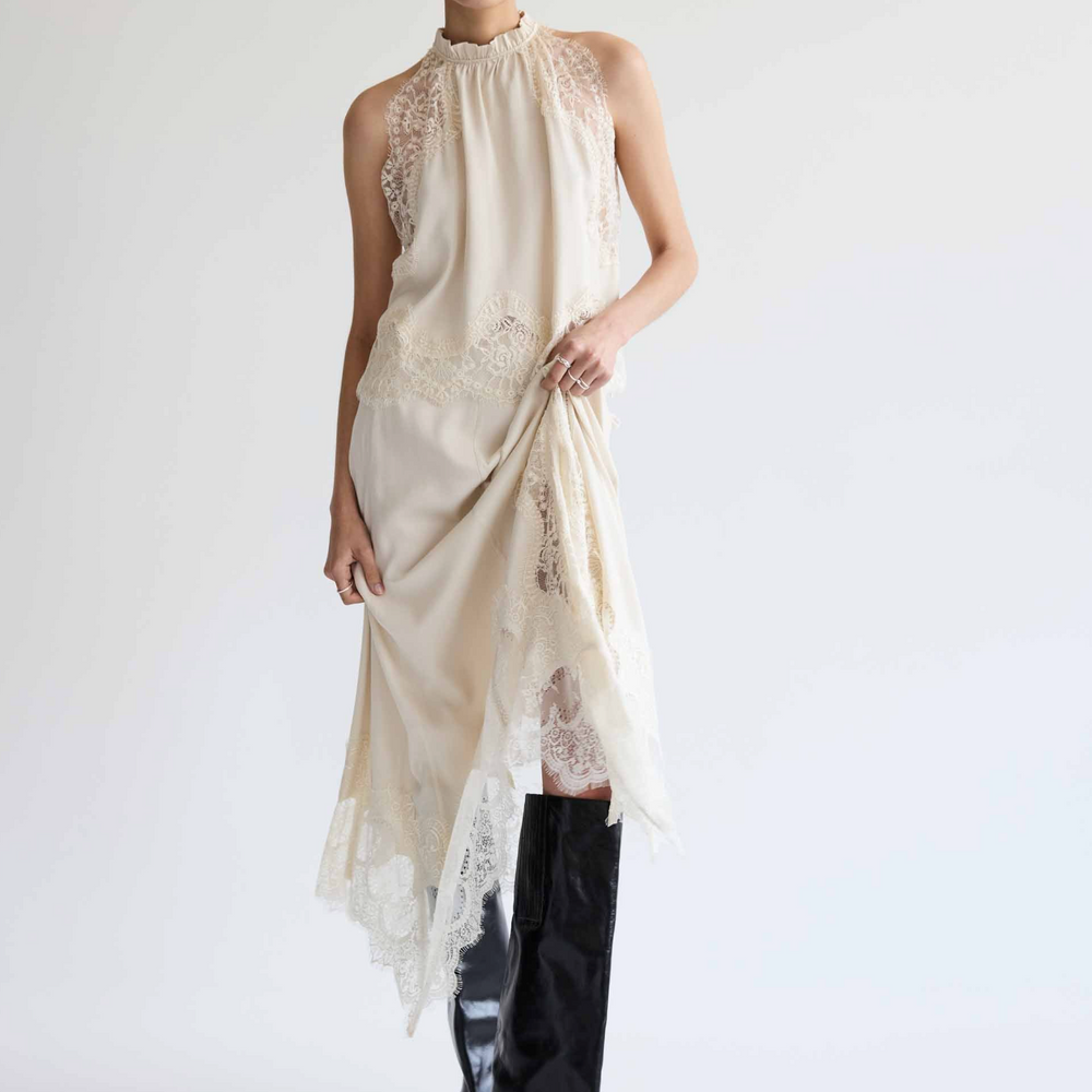 
                  
                    VISIONS LACE TOP
                  
                