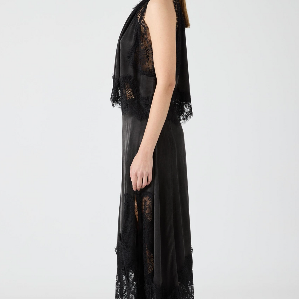 
                  
                    VISIONS LACE TOP
                  
                
