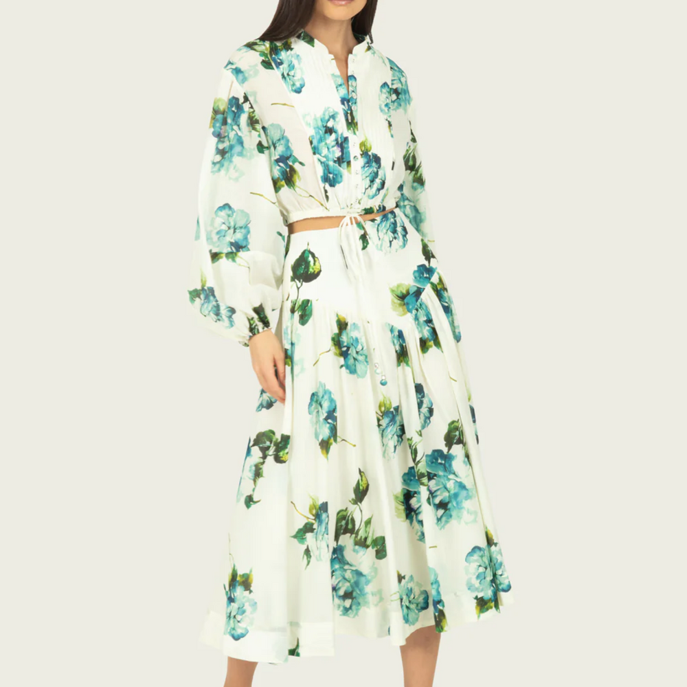 
                  
                    DELL SKIRT
                  
                