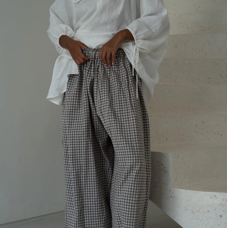 
                  
                    YOLLIE GINGHAM PANT
                  
                