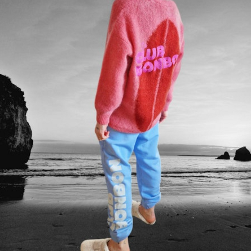 
                  
                    KIHEI BLUE SWEATPANTS
                  
                