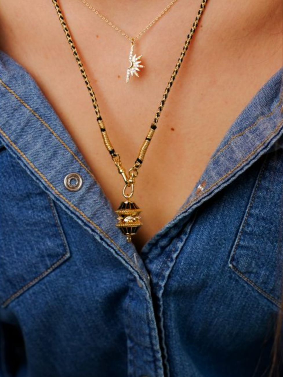 LARGE TALISMAN NECKLACE