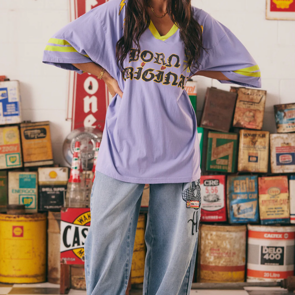 
                  
                    VERY OVERSIZED BORN ORIGINAL TEE
                  
                