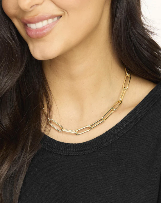 CARRIE CHAIN NECKLACE