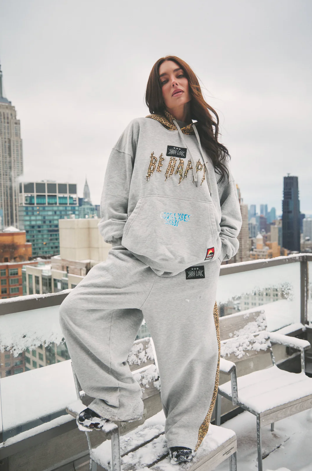 BE HAPPY WIDE LEG SWEAT PANTS