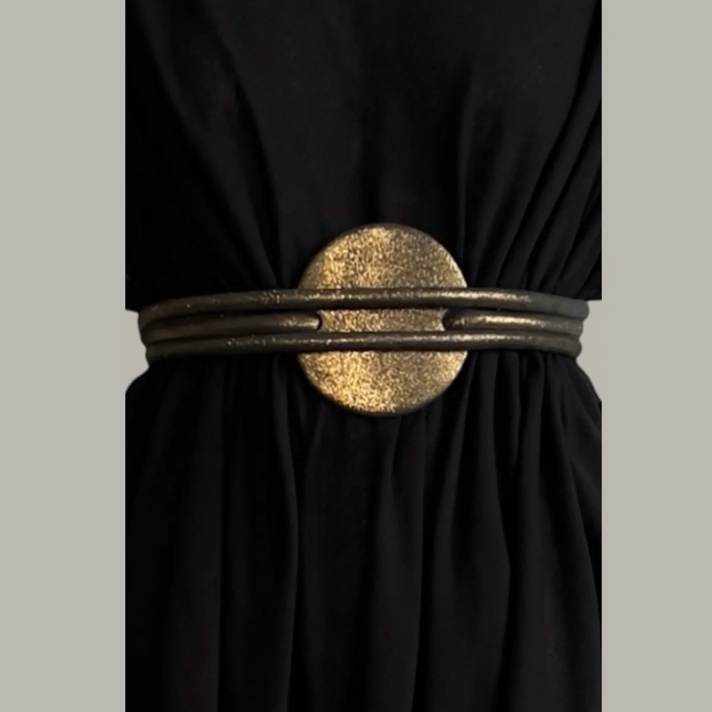 
                  
                    FULL MOON LEATHER LASSO
                  
                
