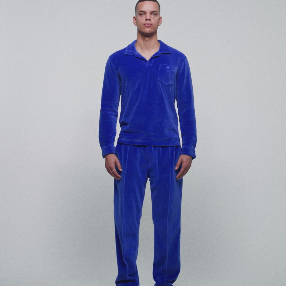 
                  
                    Load and play video in Gallery viewer, Azur Velour Pants - OAS
                  
                